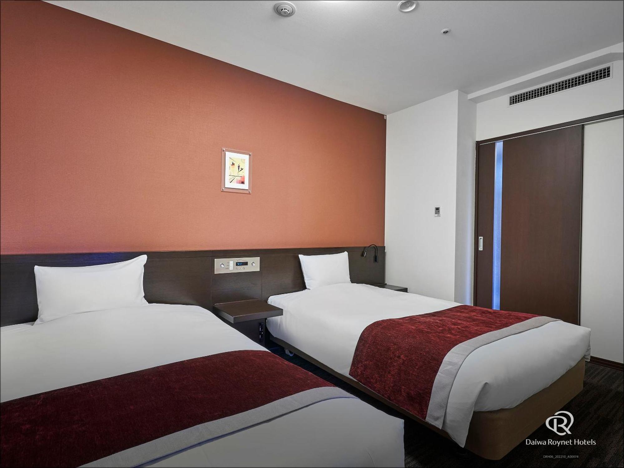 Daiwa Roynet Hotel Okayama Ekimae Екстериор снимка